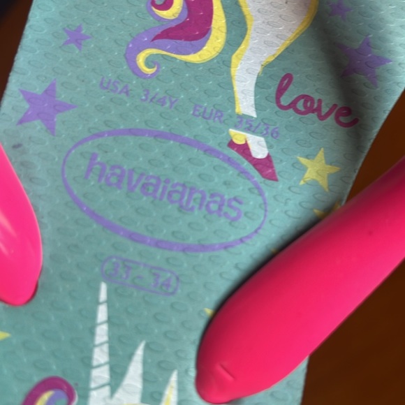 havaianas flip flips 🩴 girls 33-34 (US 2-2 1/2) - Picture 4 of 5